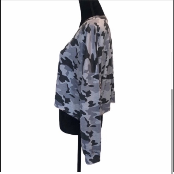 NWT Tresics pullover leisure wear lounge crop camouflage long sleeve top medium - Picture 3 of 9